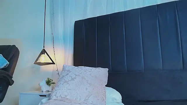 Ariadnaaa_ – Naživo XXX chat