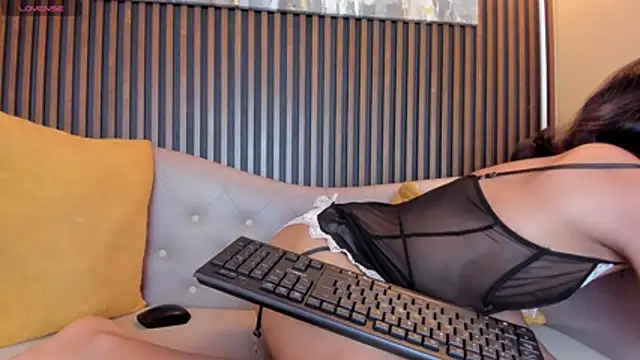 Elisasue Chat XXX live