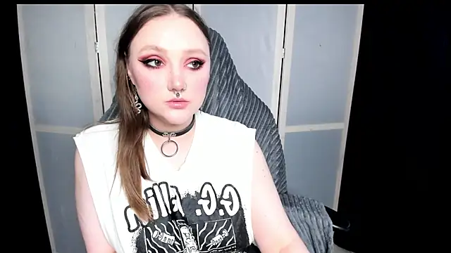 YourDyingBride's Live XXX Chat