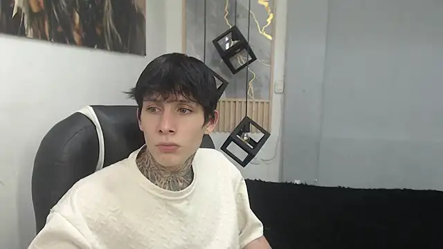 Czat XXX na żywo – Cry_thereal