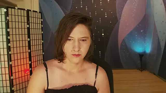 Czat XXX na żywo – Intruderrorry