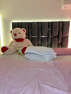 Bella-kim- XXX чат на живо