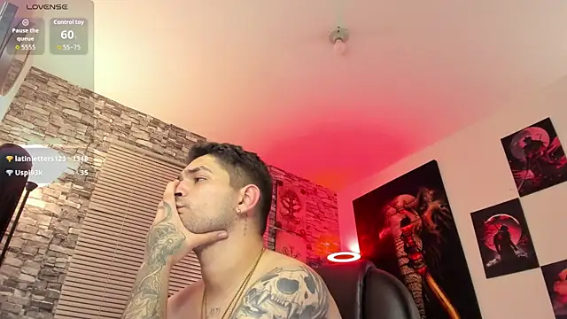 Nicolas_FellenerのライブXXXチャット