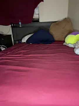 gamingcouple420 Adlı Modelin Canlı XXX Sohbeti