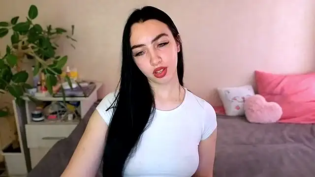 WildKittenX_'s Live XXX Chat
