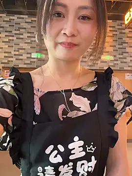 huihui_520 élő XXX-chatje