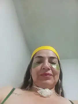 Chatroom XXX en direct de MaryRoze_