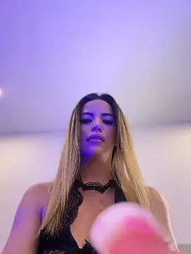 XXX chat uživo modela Sweet_ivonny