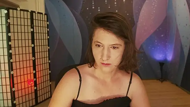 Chat XXX en directo de Intruderrorry