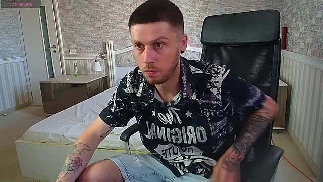 JonahShaw Show Webcam