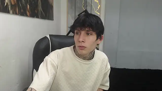 Cry_therealn Live XXX chat