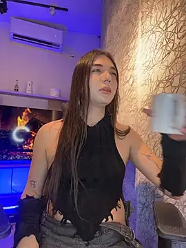 saracaball_'s Live XXX Chat
