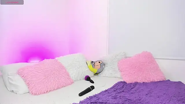 karly_rioss' Live XXX Chat