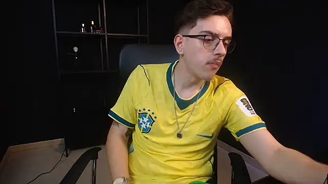FelixStarkk Chat XXX live