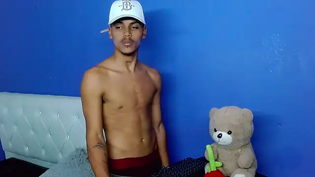 Chatroom XXX en direct de Angel_foxc13