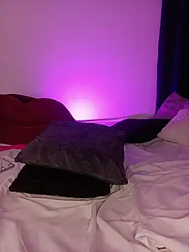Piafisher_2's Live XXX Chat