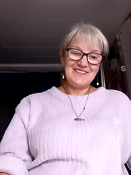 irinamaux Chat XXX live