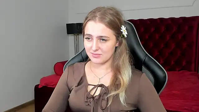 EllaBells' Live XXX Chat