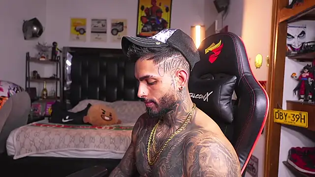 logan_hugh8 – Naživo XXX chat