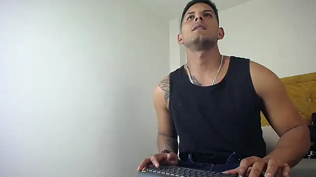 Czat XXX na żywo – Chris_Dick23