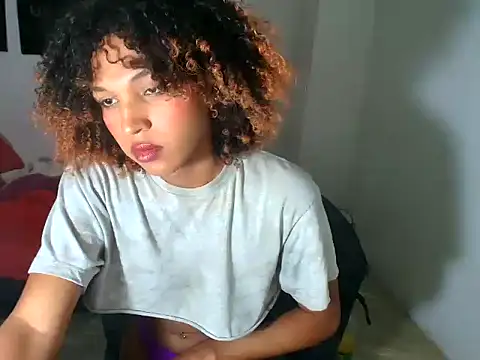Elianisbigcock Live XXX-Chat