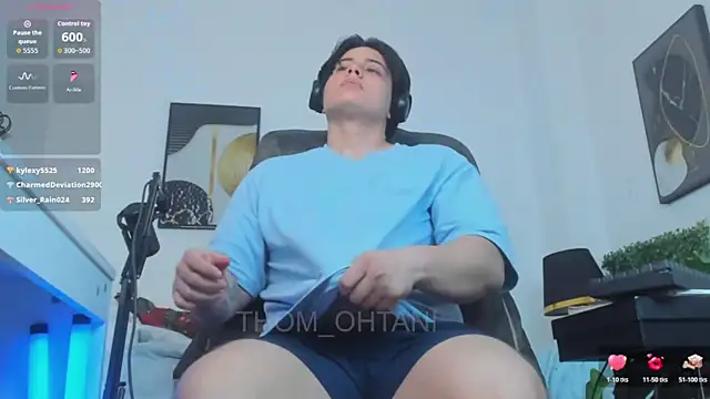 Thom_Ohtani 라이브 XXX 채팅