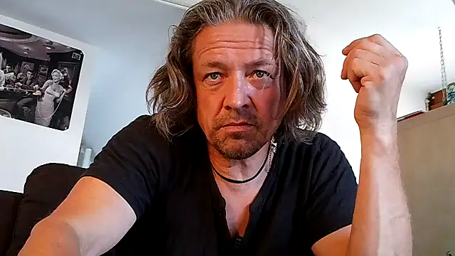Chat XXX Live Hornet-Live