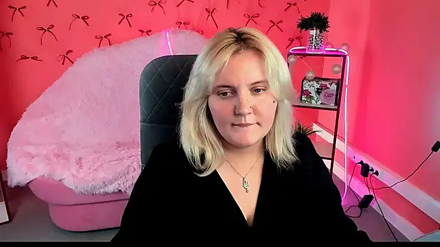 KathyBriggs: онлайн-секс-чат