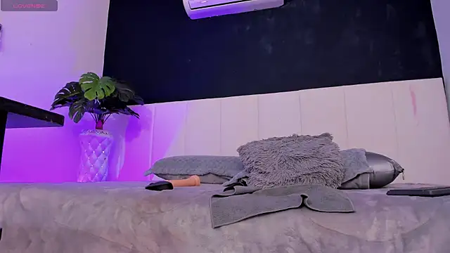 yeye_sweet_'s Live XXX Chat