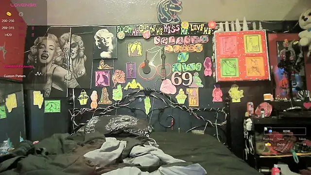 Splash_Queen420 élő XXX-chatje