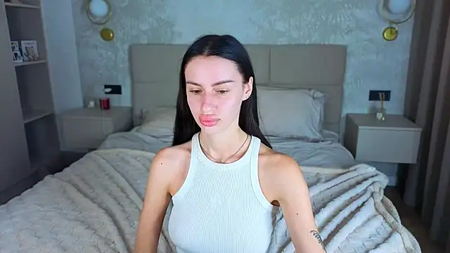 Snow_WhiteeeX Adlı Modelin Canlı XXX Sohbeti
