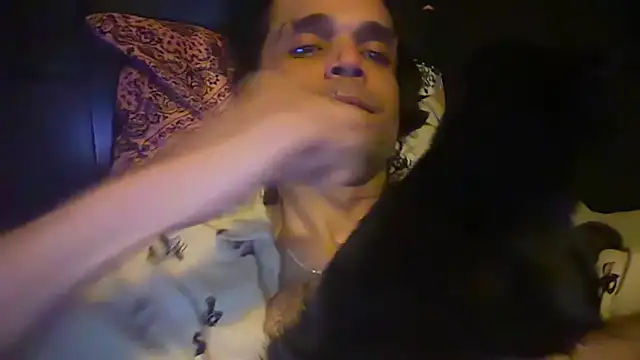 Chat XXX en directo de icebergslim281