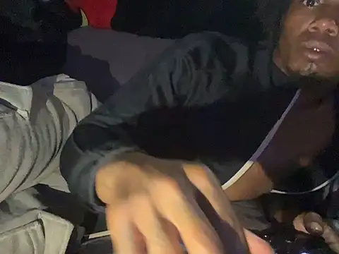 SlimeCrownzOut5 XXX чат на живо