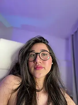 julieta_jhonss' Live XXX Chat