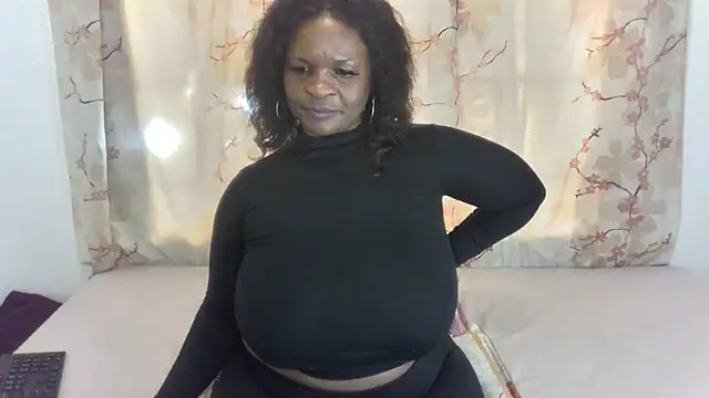 DIRTIENASTY – Live XXX-chat