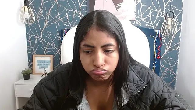 Chat +18 de shaneelle ao vivo