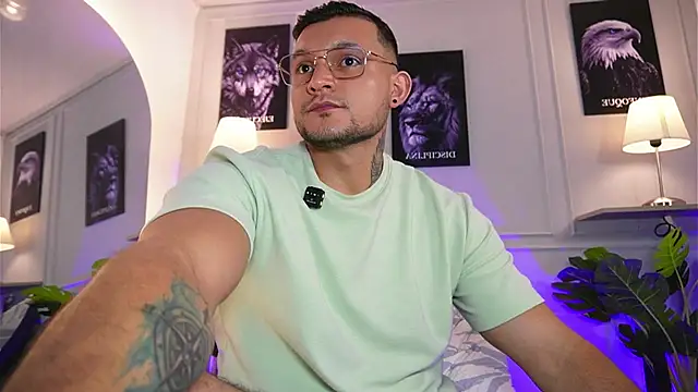 Marco_Vegan Live XXX chat
