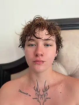IceMur Live XXX-chat
