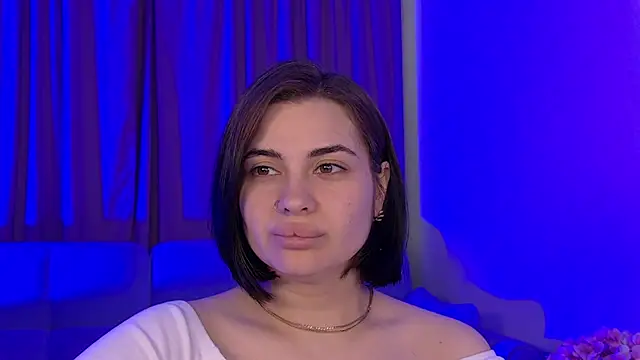צ'אט XXX בשידור חי של AdrianaToress