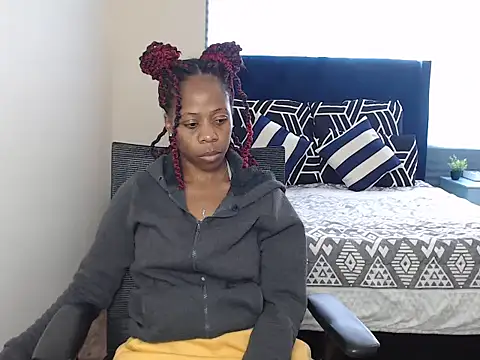 QUEENMANDYY: απευθείας συνομιλία ΧΧΧ