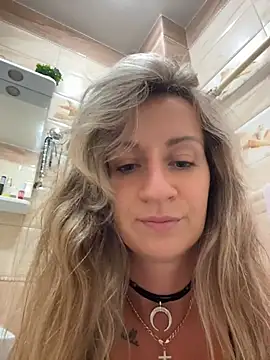 Chat +18 de EvvaMur ao vivo