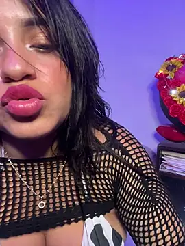 Sweettemptation26's Live XXX Chat