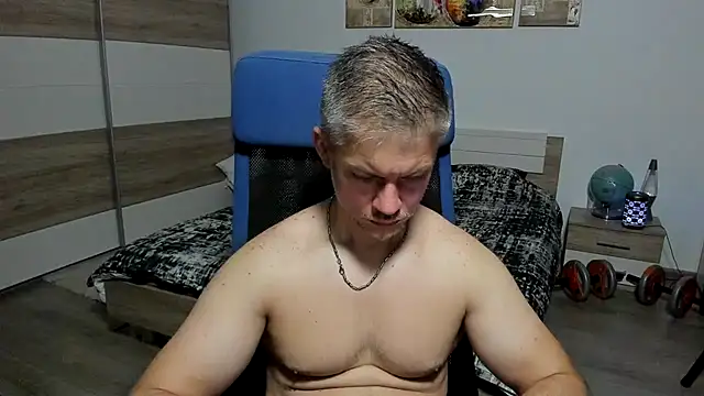 Show modela RobbyShawz na web-kameri