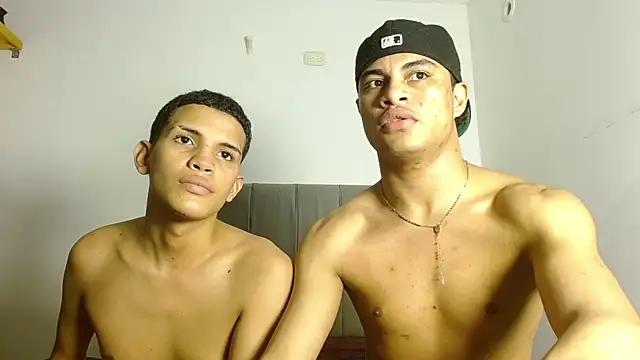 Jose_And_Daniel Live XXX Chat