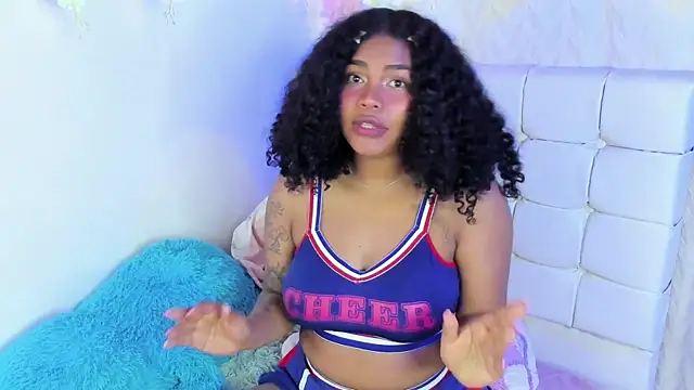 دردشة Angel_Belll الجنسية المباشرة