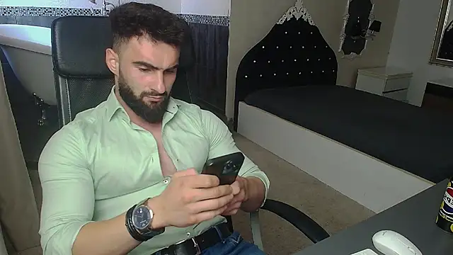 Živý XXX chat MicahLane
