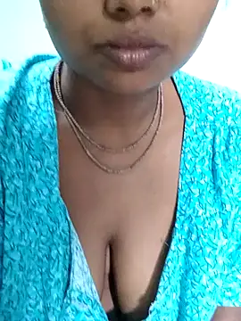 Your-Manu live XXX chat