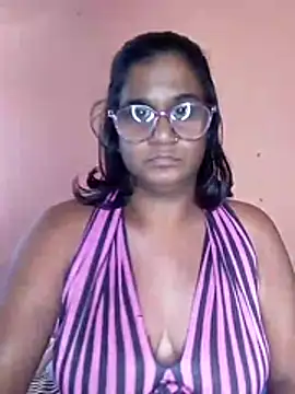 Chat XXX en directo de indianstrawberrylips4u