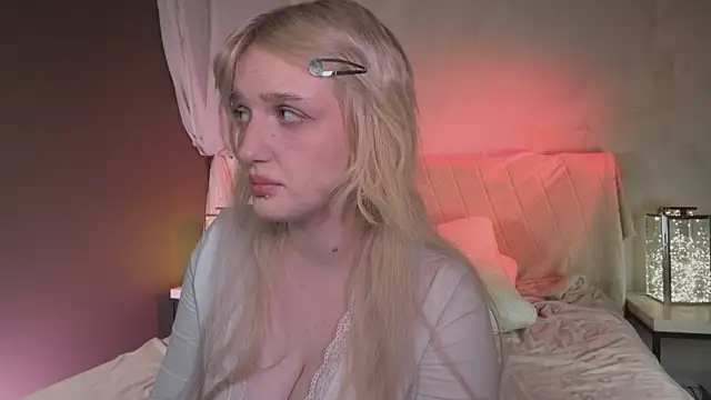 Chat XXX en directo de ELLIEJAY