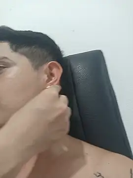 Živý XXX chat wickedboy_twin1